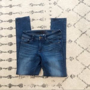 • DL1961 Harper Jeans •